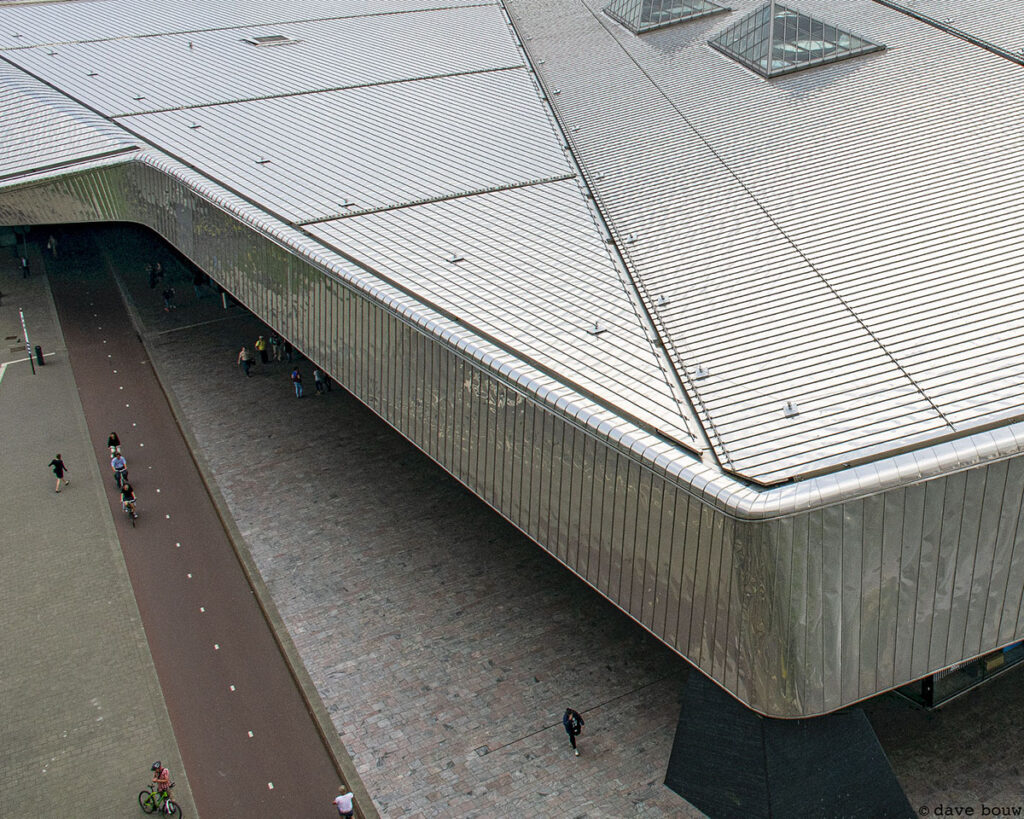 1503 20160528 Centraal station Rotterdam-DSC6957